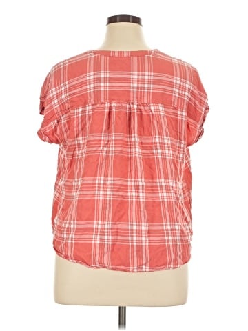 Como Vintage Sleeveless Button-Down Shirt (view 2)