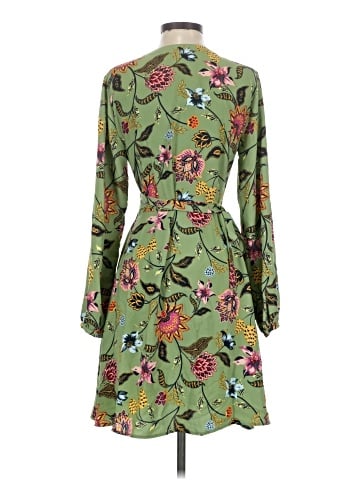Ann Taylor LOFT Outlet Cocktail Dress (view 2)
