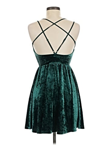 Forever 21 Cocktail Dress (view 2)