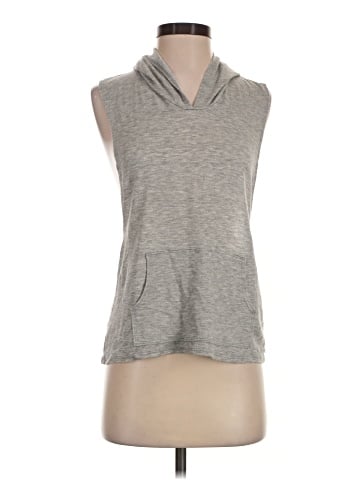 Charlotte Russe Sleeveless T-Shirt (view 1)