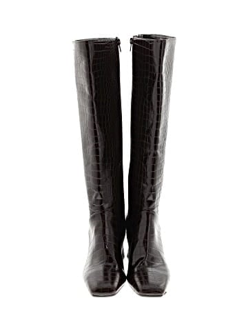 On 34th Boots (view 2)