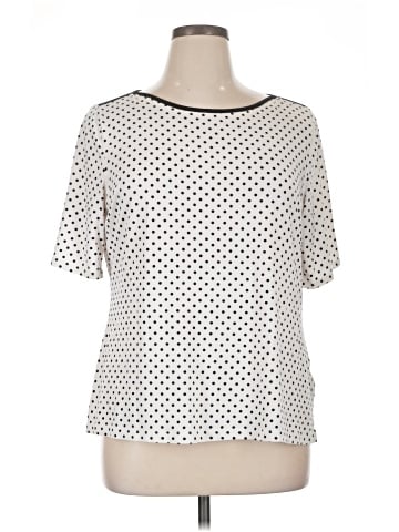 Liz Claiborne Short Sleeve T-Shirt (view 1)