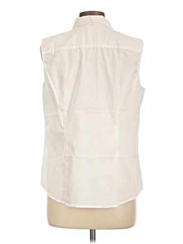 Liz Claiborne Sleeveless Button-Down Shirt (view 2)