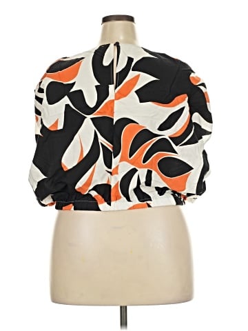 ELOQUII Short Sleeve Top (view 2)