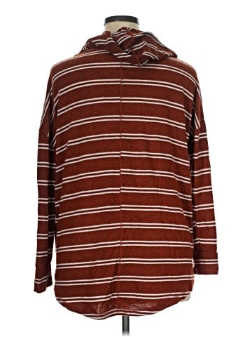 Market and Spruce Poncho (view 2)