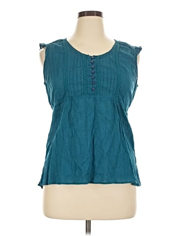 a.n.a. A New Approach Sleeveless Blouse (view 1)