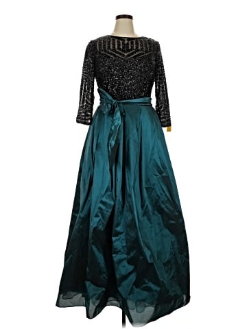 Teri Jon by Rickie Freeman Cocktail Dress (view 1)