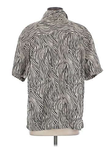 Levi's Short Sleeve Button-Down Shirt (view 2)