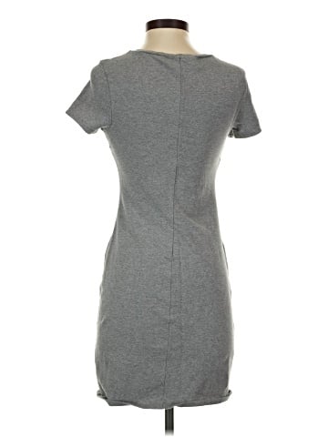 Old Navy Casual Dress (view 2)
