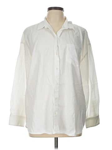 Old Navy Long Sleeve Button-Down Shirt (view 1)