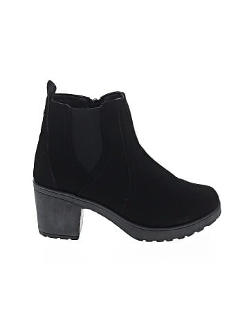 Daisy Fuentes Ankle Boots (view 1)