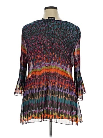 Maggie Barnes 3/4 Sleeve Blouse (view 2)