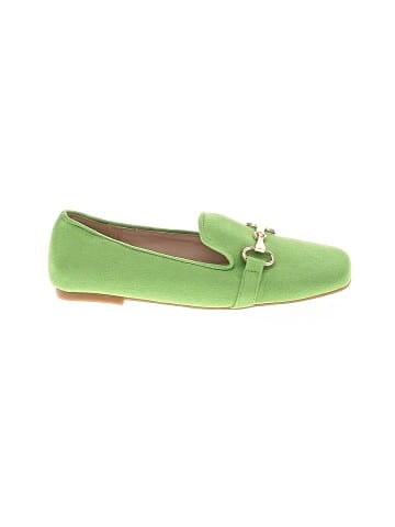 Unbranded Flats (view 1)