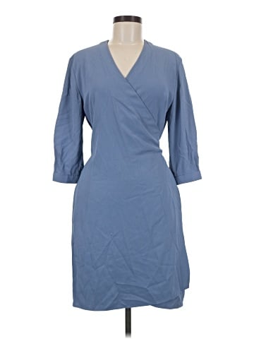 Everlane Casual Dress (view 1)