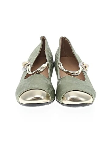 Unbranded Flats (view 2)