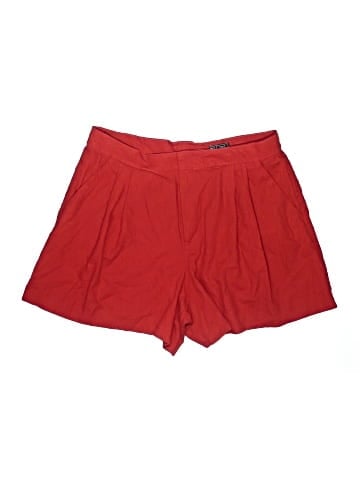Gap Shorts (view 1)