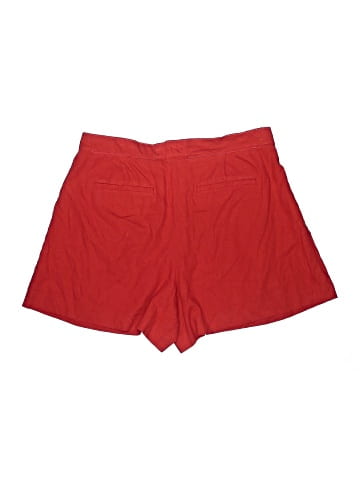 Gap Shorts (view 2)