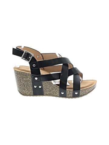 Yoki Wedges (view 1)