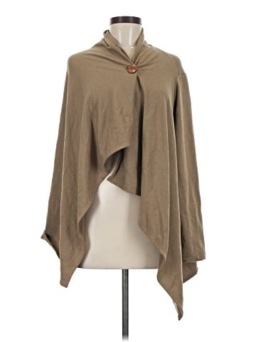 Bobeau Poncho (view 1)
