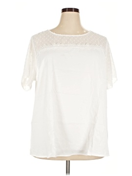 Agnes Orinda Short Sleeve T-Shirt (view 1)