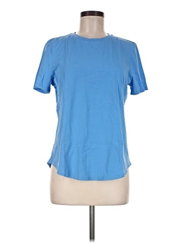 Lululemon Athletica Short Sleeve T-Shirt (view 1)
