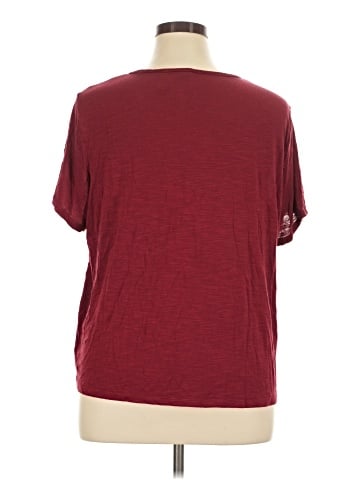 Old Navy Short Sleeve T-Shirt (view 2)