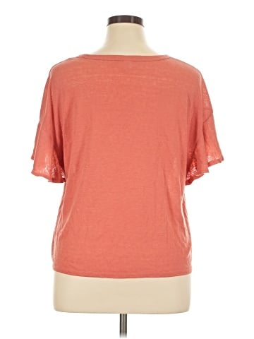 Old Navy Short Sleeve T-Shirt (view 2)