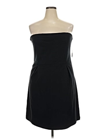 Old Navy Cocktail Dress (view 1)