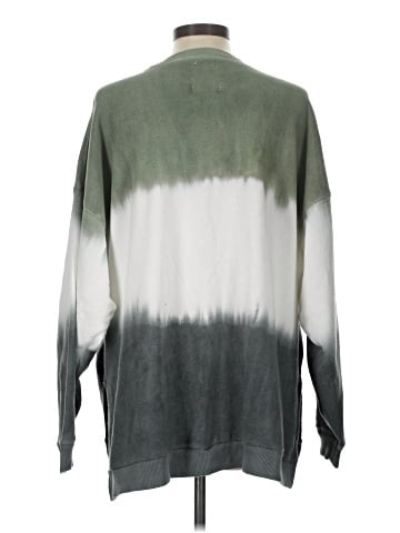 American Eagle Outfitters Pullover Sweater (view 2)