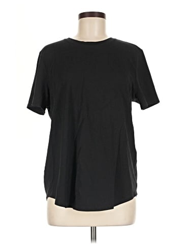 Lululemon Athletica Short Sleeve T-Shirt (view 1)