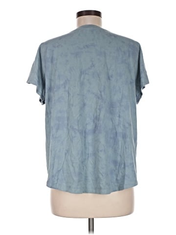 Old Navy Short Sleeve T-Shirt (view 2)