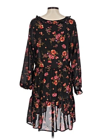 Emma & Michele Casual Dress (view 2)