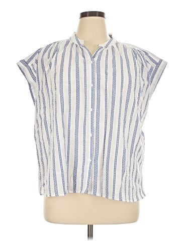 Ann Taylor LOFT Sleeveless Button-Down Shirt (view 1)
