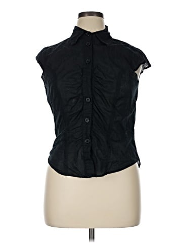 Willi Smith Sleeveless Button-Down Shirt (view 1)