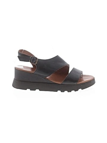 Bueno Wedges (view 1)
