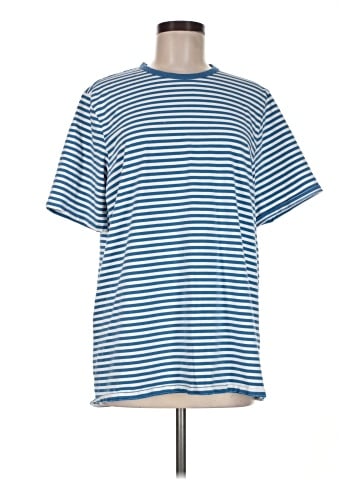 Lululemon Athletica Short Sleeve T-Shirt (view 1)