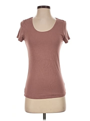 Maurices Short Sleeve T-Shirt (view 1)