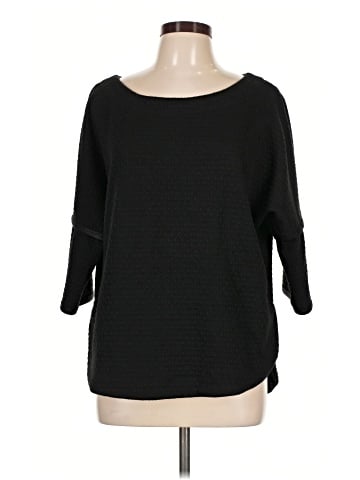 Max Studio 3/4 Sleeve T-Shirt (view 1)