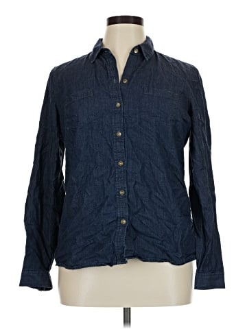 The Limited Long Sleeve Button-Down Shirt (view 1)