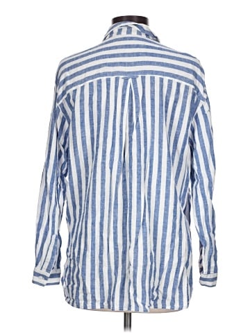 Old Navy Long Sleeve Button-Down Shirt (view 2)