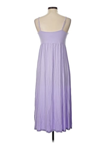 Old Navy Casual Dress (view 2)