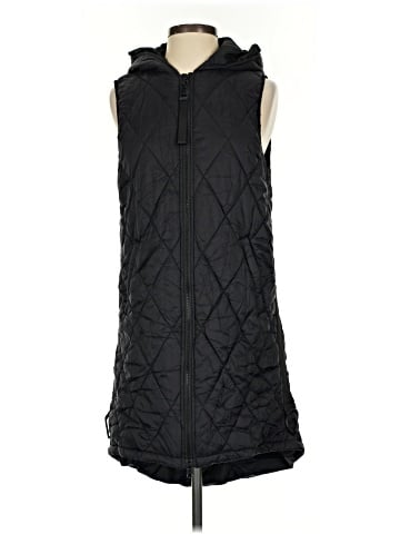 Charlie Vest (view 1)