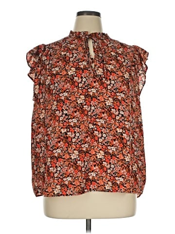 Sweet Rain Sleeveless Blouse (view 1)