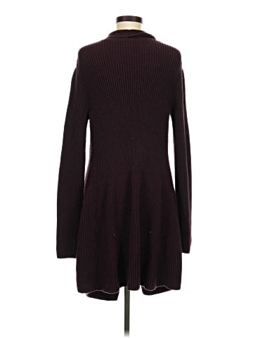 CAbi Long Sleeve Top (view 2)
