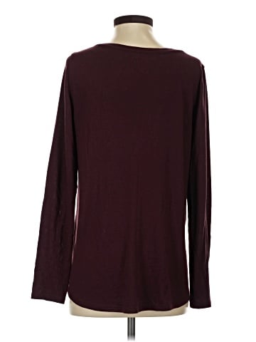 American Eagle Outfitters Long Sleeve T-Shirt (view 2)