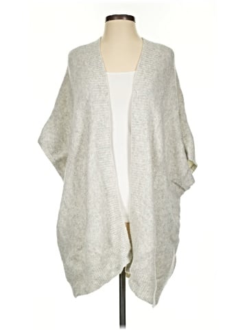 Gap Poncho (view 1)
