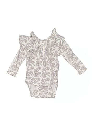 Kate Quinn Organics Long Sleeve Onesie (view 1)