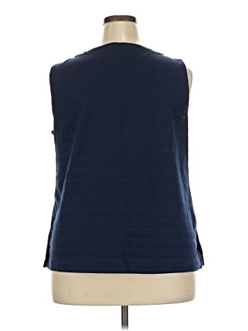 Croft & Barrow Sleeveless Top (view 2)