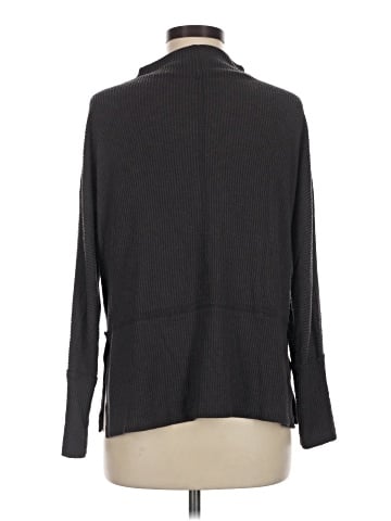 Eri + Ali Long Sleeve Turtleneck (view 2)