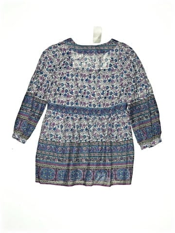 Delia's 3/4 Sleeve Blouse (view 2)
